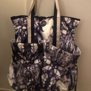 Lululemon Workout bag with yoga mat holder